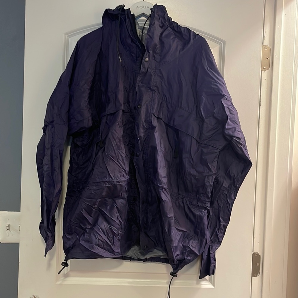 Campmor purple large hooded Utility zip up jacket